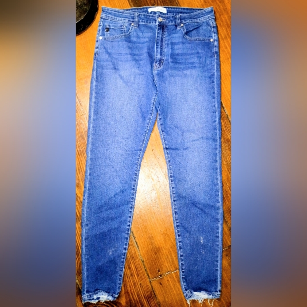 KanCan #39748 Mid Rise Skinny Jeans |